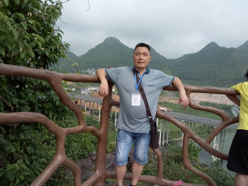 岁月无声的第一张照片--冷水江中老年相亲网